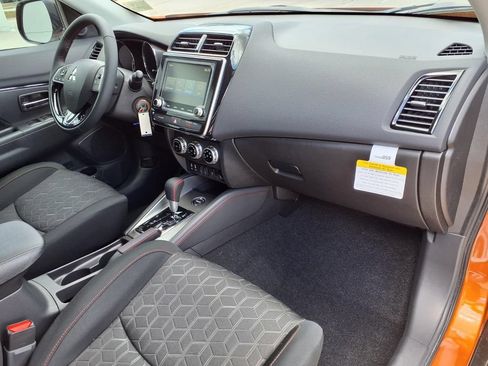 New 2026 Mitsubishi Outlander Sport LE AWD/4WD image 8
