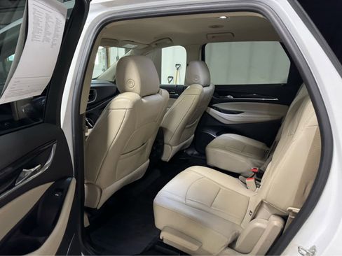 Used 2020 Buick Enclave Essence w/ Sound and Sites Package image 14