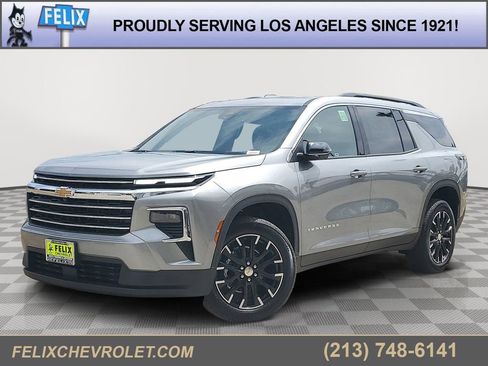 New 2026 Chevrolet Traverse LT AWD/4WD image 1