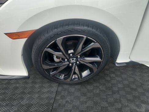 Used 2019 Honda Civic Sport image 14
