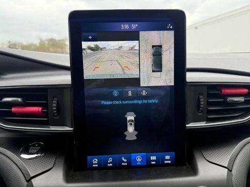 Used 2020 Ford Explorer ST w/ ST Street Pack image 18