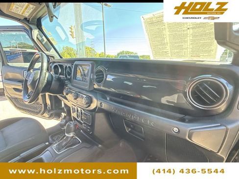 Used 2020 Jeep Wrangler Unlimited Sport image 28