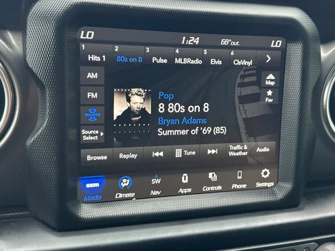 Used 2021 Jeep Wrangler Unlimited Rubicon 4xe image 18