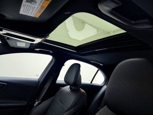 Certified 2025 Mercedes-Benz C 300 Sedan image 17