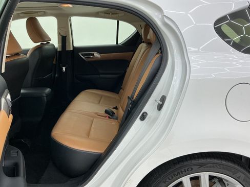 Used 2015 Lexus CT 200h FWD image 20