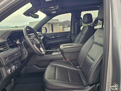 Used 2024 GMC Yukon Denali w/ Denali Reserve Package AWD/4WD image 23