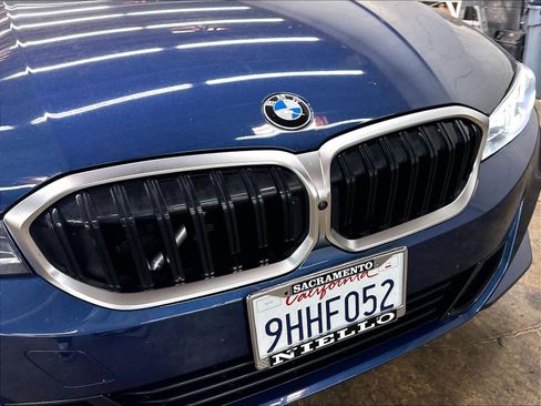 Used 2023 BMW 330i Sedan w/ Parking Assistance Package RWD image 32