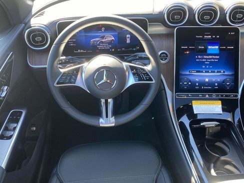 Certified 2025 Mercedes-Benz GLC 300 4MATIC image 14