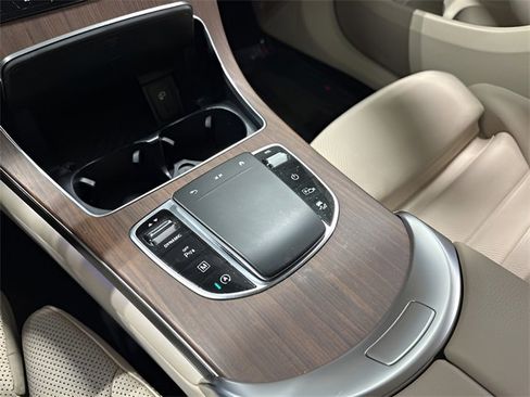 Certified 2021 Mercedes-Benz GLC 300 4MATIC image 25