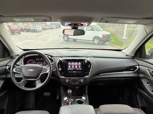 Used 2020 Chevrolet Traverse LS AWD/4WD image 13