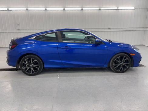 Used 2020 Honda Civic Sport image 2