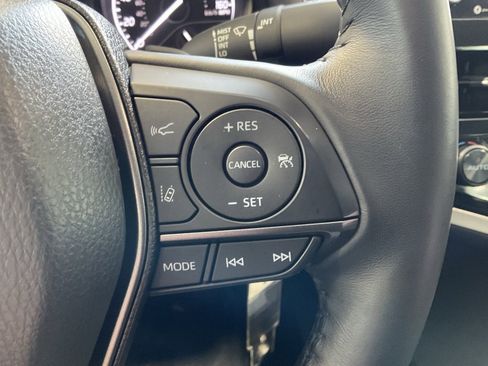 Used 2024 Toyota Camry SE image 13