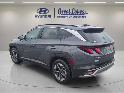 Certified 2025 Hyundai Tucson SEL FWD image 3