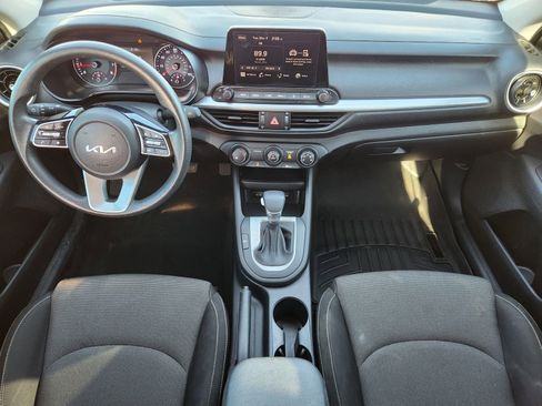 Used 2023 Kia Forte LXS w/ LXS Technology Package image 30