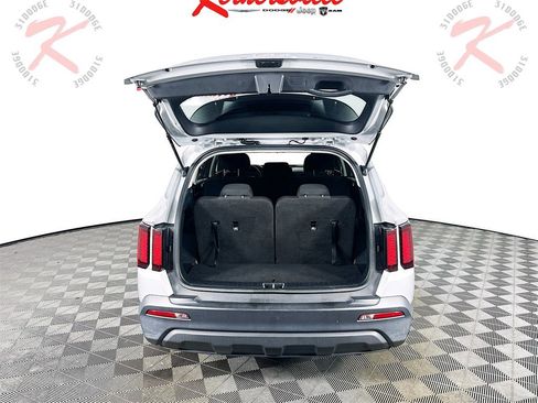 Used 2022 Kia Sorento LX image 28