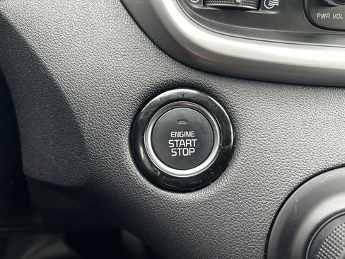 Used 2019 Kia Sorento EX image 16