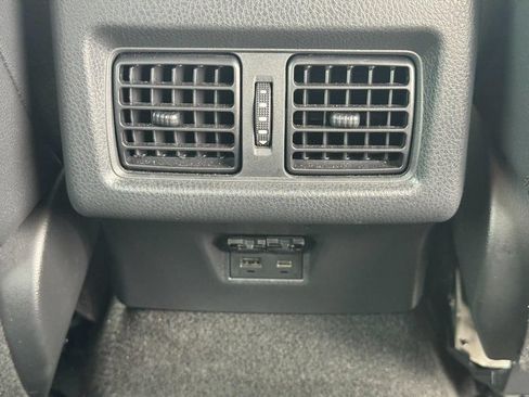 Used 2026 Toyota Camry SE FWD image 15
