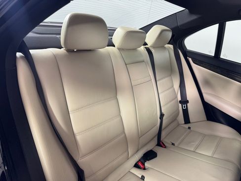 Used 2010 Mercedes-Benz C 63 AMG Sedan image 23