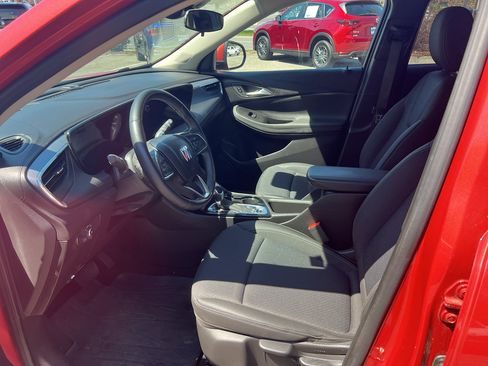 Used 2024 Buick Encore GX Preferred image 10