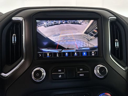 Used 2020 GMC Sierra 2500 AT4 w/ AT4 Premium Package image 28