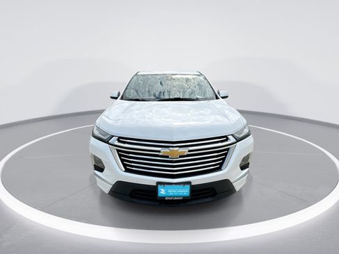 Used 2022 Chevrolet Traverse Premier w/ LPO, Floor Liner Package AWD/4WD image 3