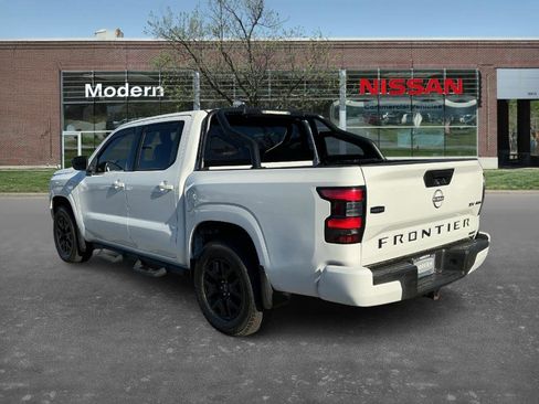 Certified 2023 Nissan Frontier SV w/ Midnight Edition Package image 2