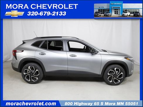 New 2026 Chevrolet Trax RS w/ Driver Confidence Package FWD image 1