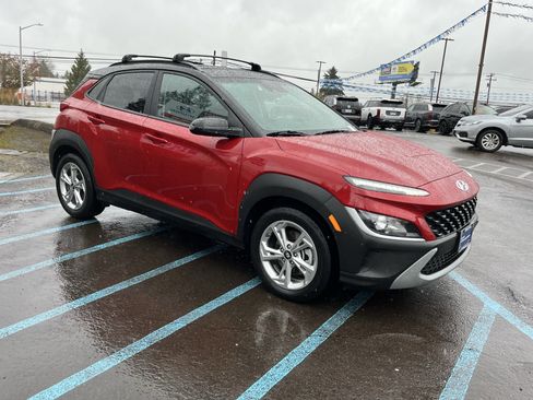 Certified 2022 Hyundai Kona SEL image 7