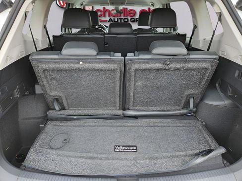 Used 2024 Volkswagen Tiguan SE FWD image 34