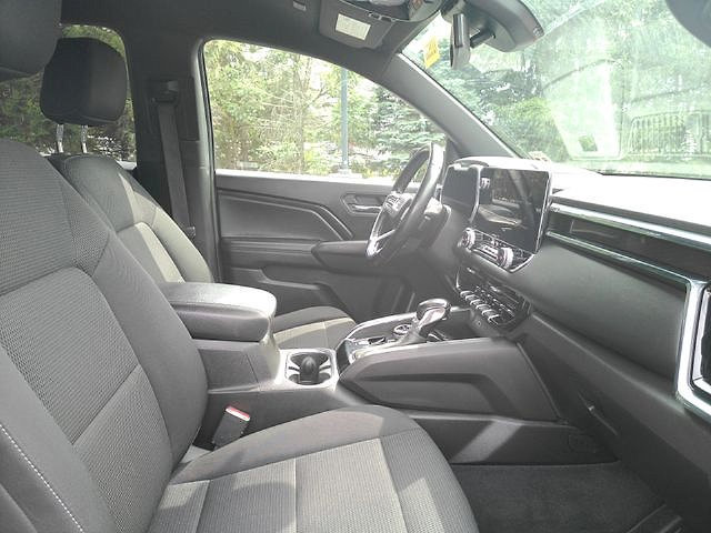 Used 2023 GMC Canyon Elevation w/ Convenience Package AWD/4WD image 17