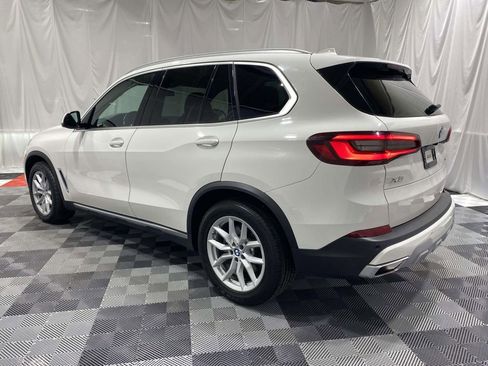 Used 2022 BMW X5 xDrive40i AWD/4WD image 2