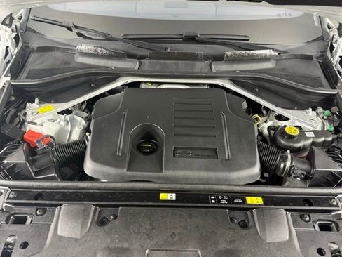 Used 2023 Land Rover Range Rover SE image 10