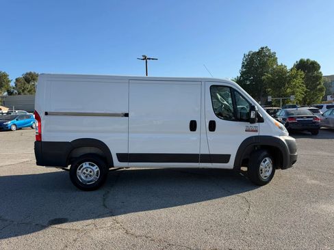 Used 2018 RAM ProMaster 1500 w/ Interior Convenience Group image 2