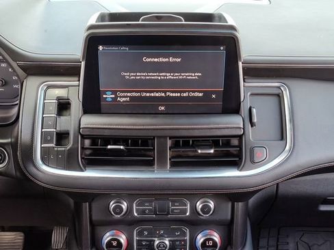 Used 2021 GMC Yukon XL AT4 w/ AT4 Premium Package image 23