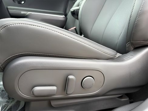 New 2025 Hyundai Ioniq 5 XRT image 5