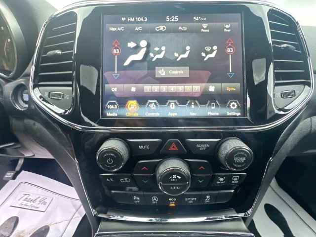 Used 2019 Jeep Grand Cherokee Altitude AWD/4WD image 22