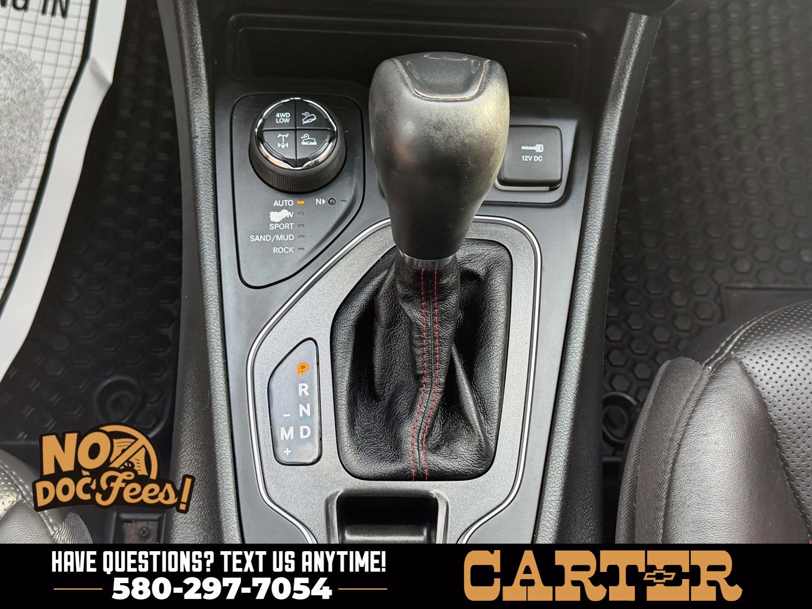Used 2020 Jeep Cherokee Trailhawk AWD/4WD image 22
