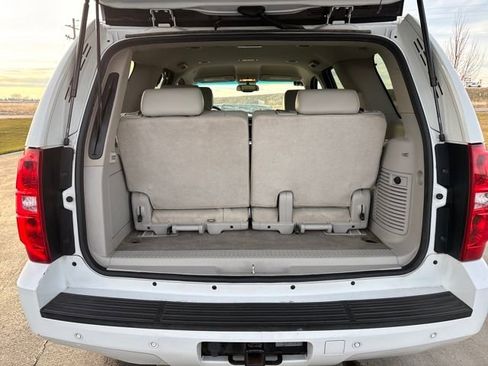 Used 2010 Chevrolet Tahoe LT w/ Luxury Package image 27