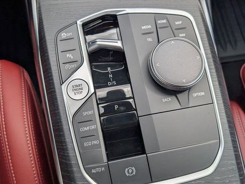 Used 2025 BMW 330i Sedan w/ Convenience Package image 14