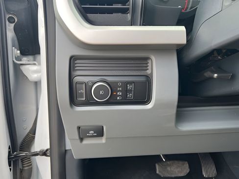 Used 2024 Ford F250 XLT image 22