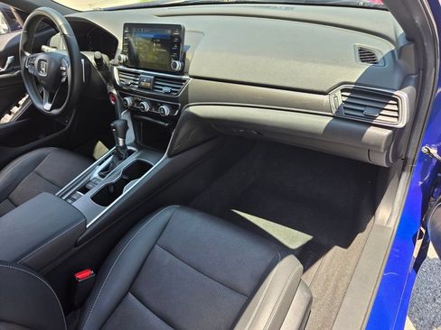 Used 2021 Honda Accord Sport image 18