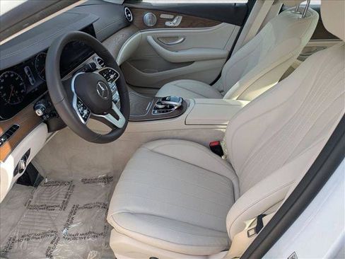 Used 2020 Mercedes-Benz E 350 4MATIC Sedan image 17