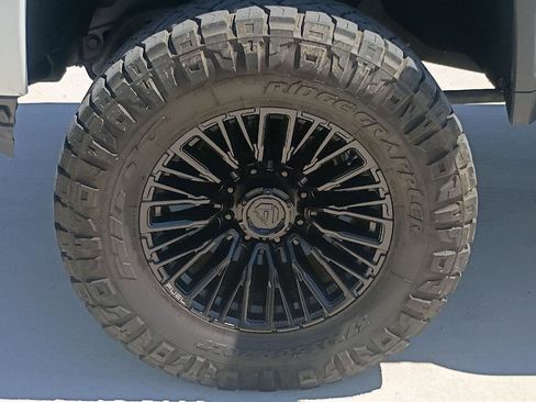 Used 2024 Chevrolet Silverado 2500 LTZ w/ LTZ Plus Package image 25