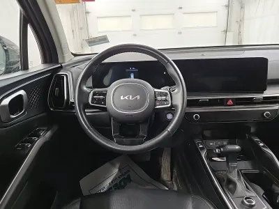 Used 2025 Kia Sorento X-Line EX AWD/4WD image 7