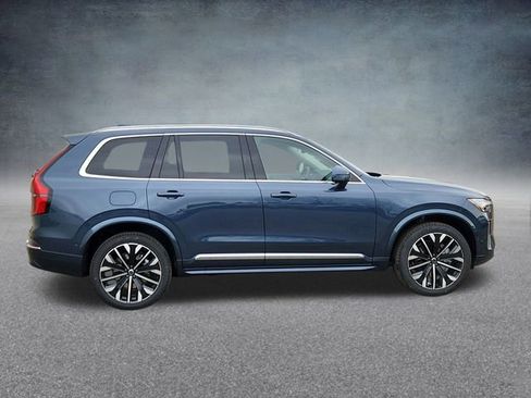 New 2025 Volvo XC90 B6 Plus w/ Protection Package Premier image 2