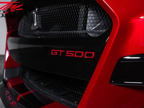 Used 2021 Ford Mustang Shelby GT500 w/ Technology Package RWD image 10
