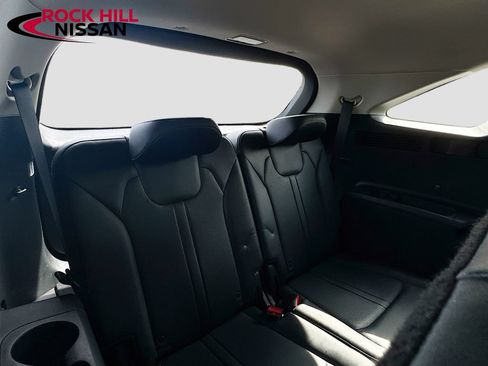 Used 2022 Kia Sorento S FWD image 30