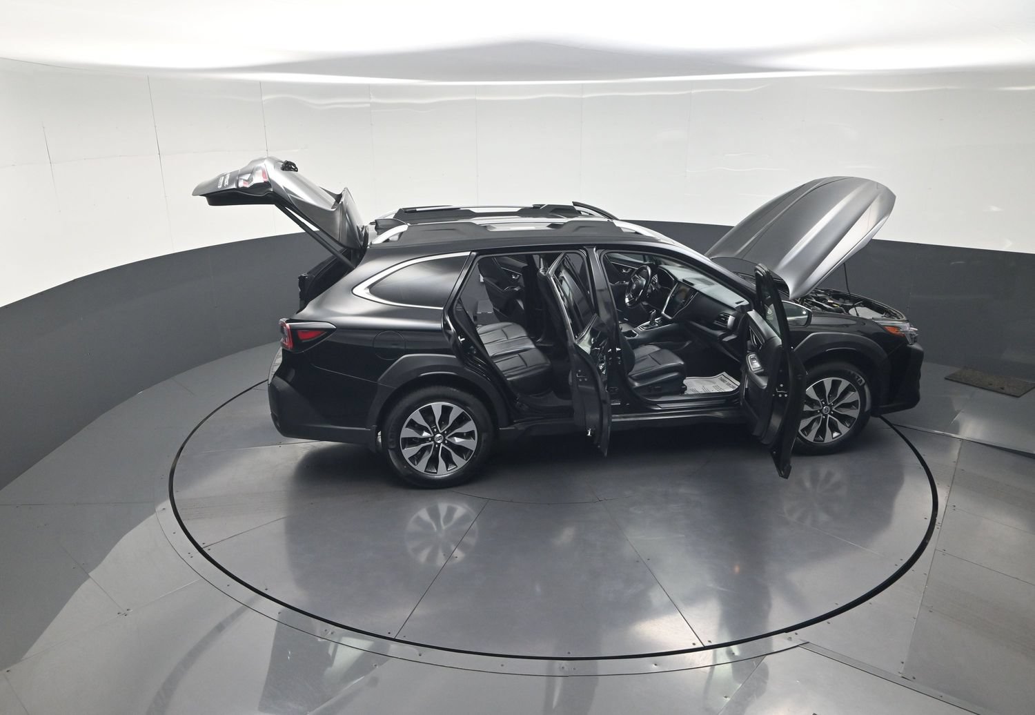 Certified 2024 Subaru Outback Touring XT AWD/4WD image 14