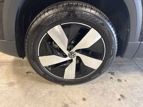 Used 2024 Volkswagen Taos S image 24