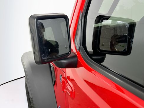 Used 2023 Jeep Wrangler Unlimited w/ Convenience Group AWD/4WD image 16